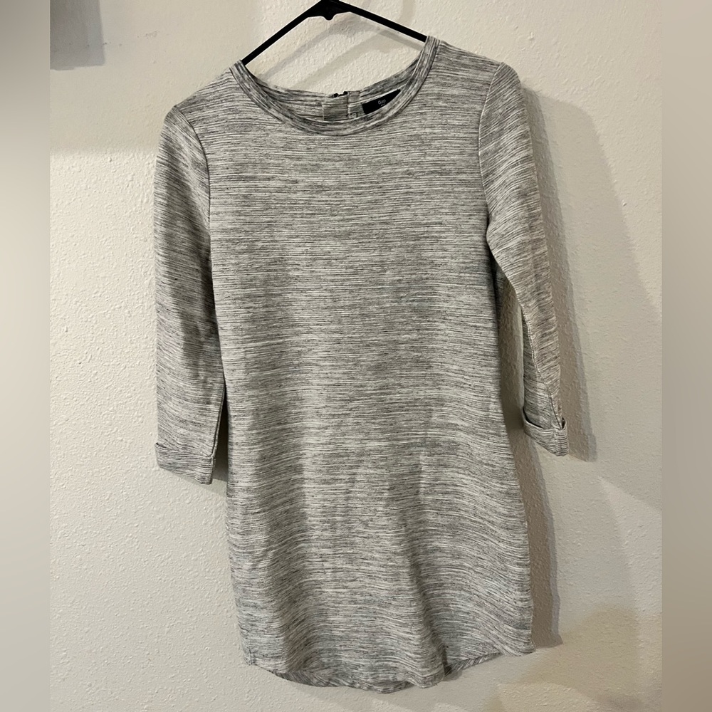 Gap 3/4 Sleeve ‘Longer’ Shirt